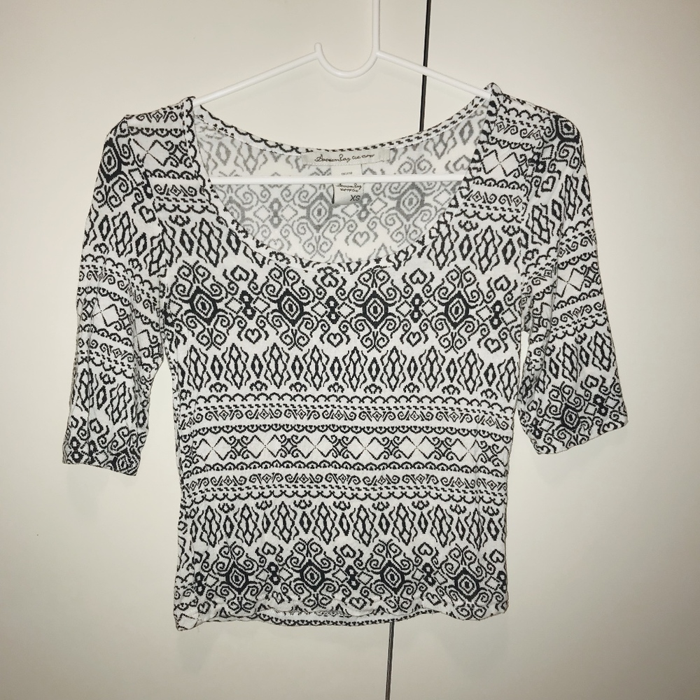 Tribal Patterned 3/4 Sleeve Top